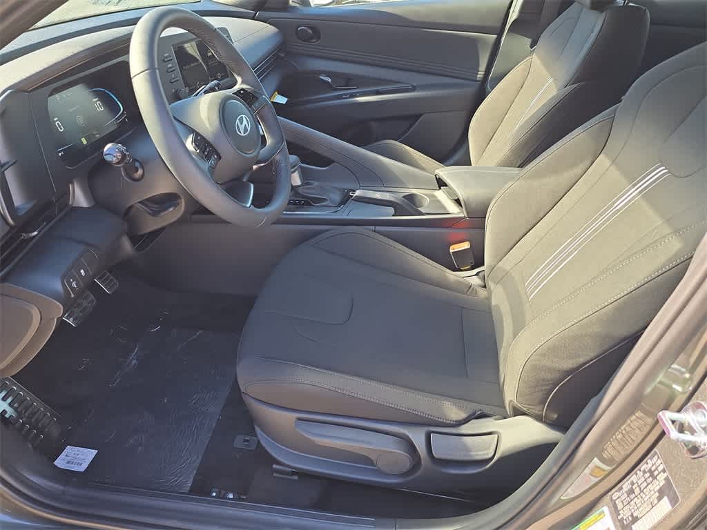 Thumbnail: 2026 Hyundai Elantra - 16