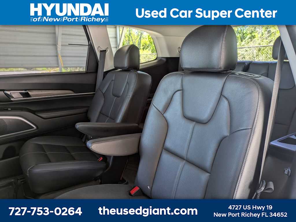 Thumbnail: 2021 Kia Telluride - 20