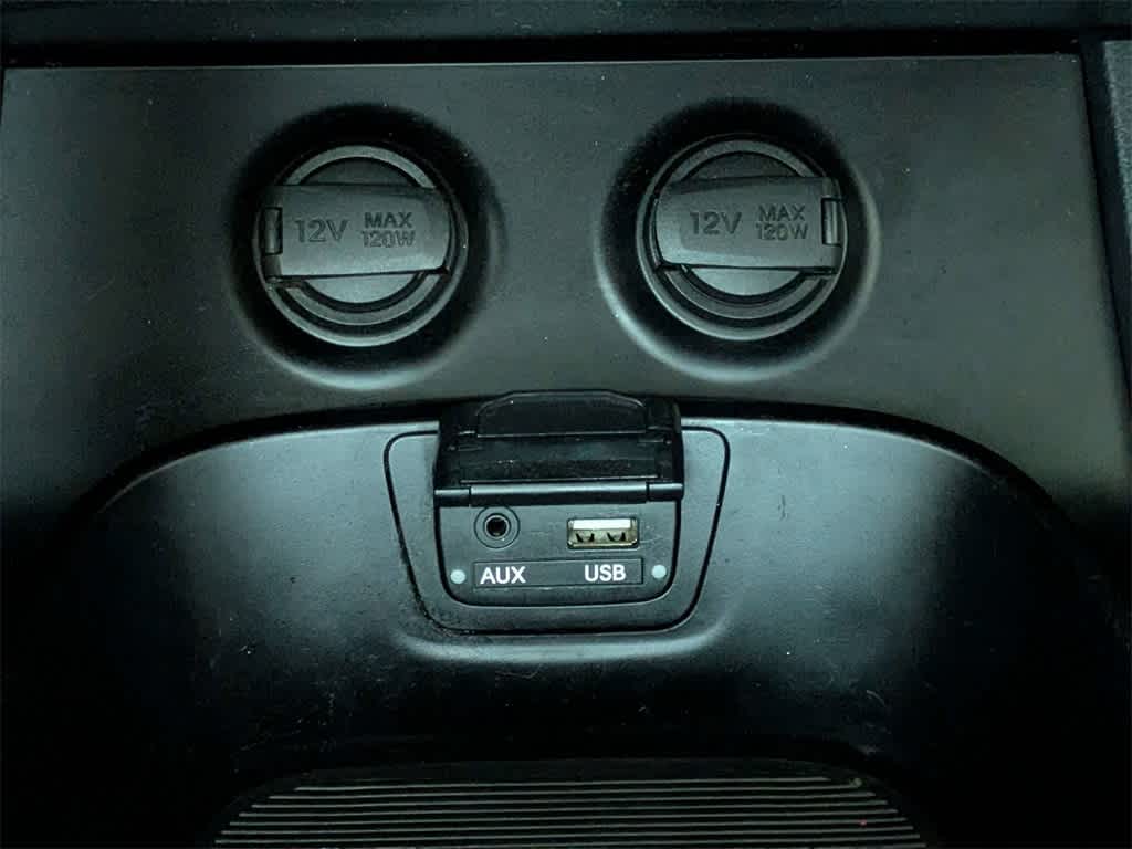 Thumbnail: 2015 Hyundai Santa Fe - 29