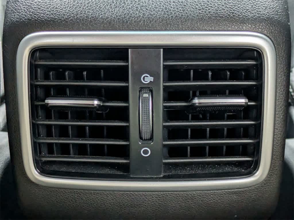 Thumbnail: 2022 Kia Sportage - 17