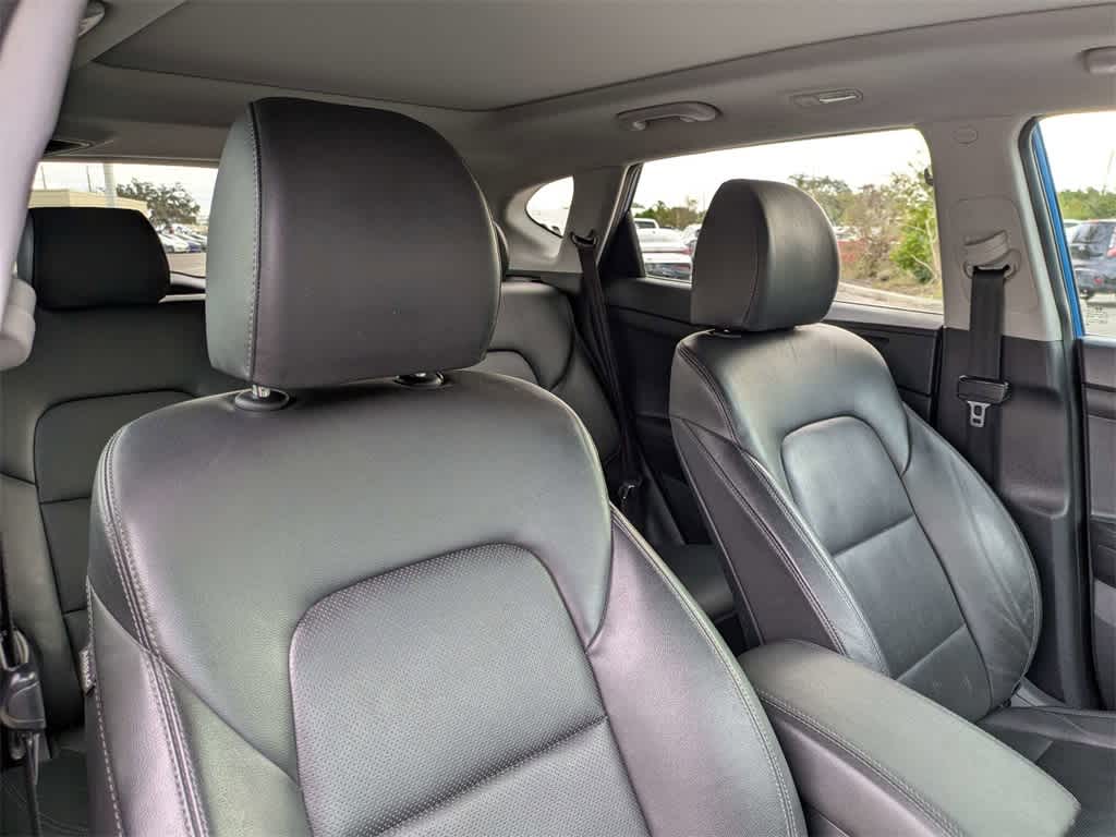 Thumbnail: 2020 Hyundai Tucson - 6