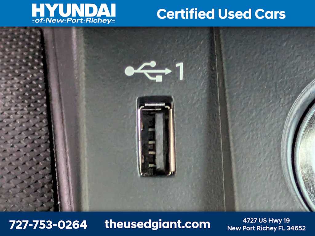 Thumbnail: 2023 Audi Q5 - 33