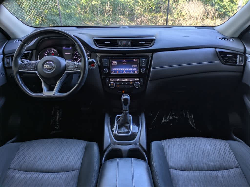 Thumbnail: 2018 Nissan Rogue - 18