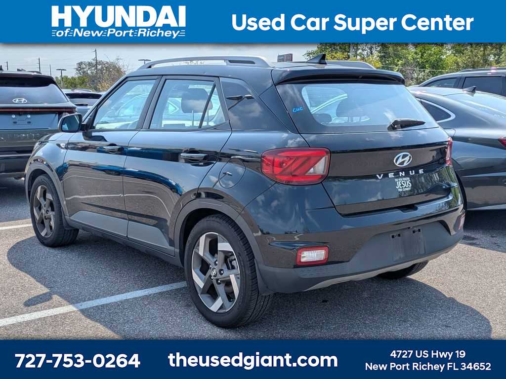 2022 Hyundai Venue SEL -
                  New Port Richey, FL