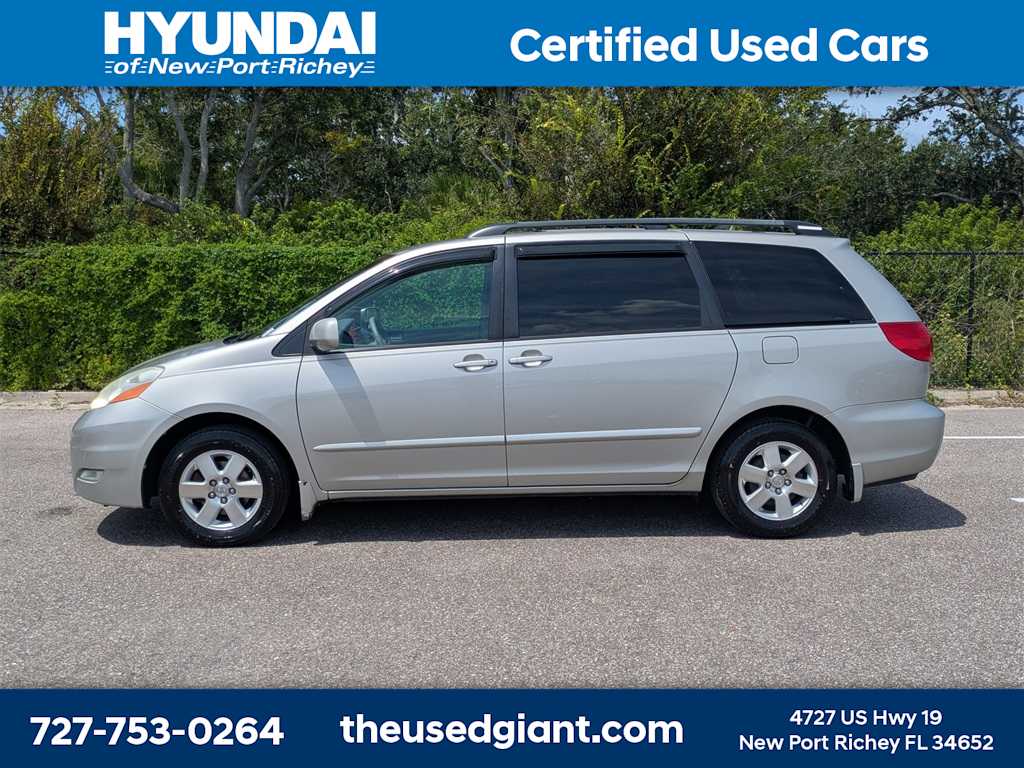 Thumbnail: 2006 Toyota Sienna - 2