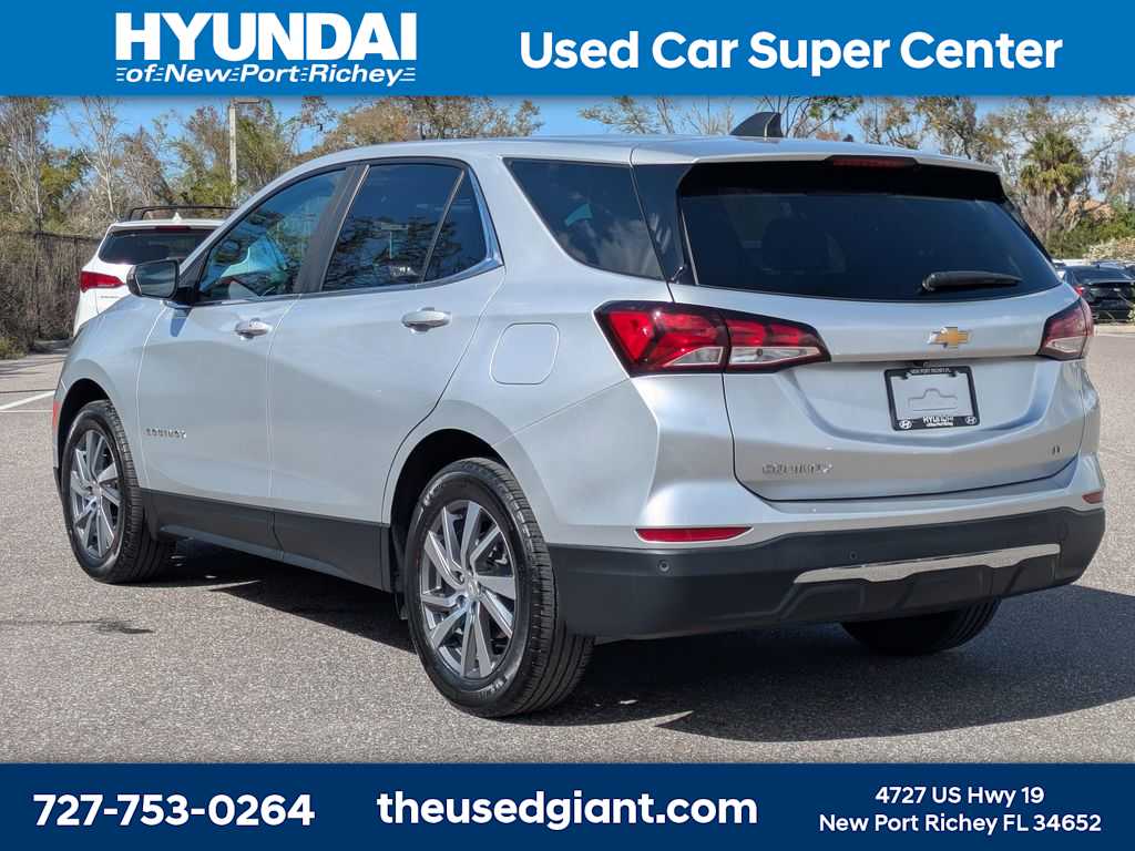 Thumbnail: 2022 Chevrolet Equinox - 4