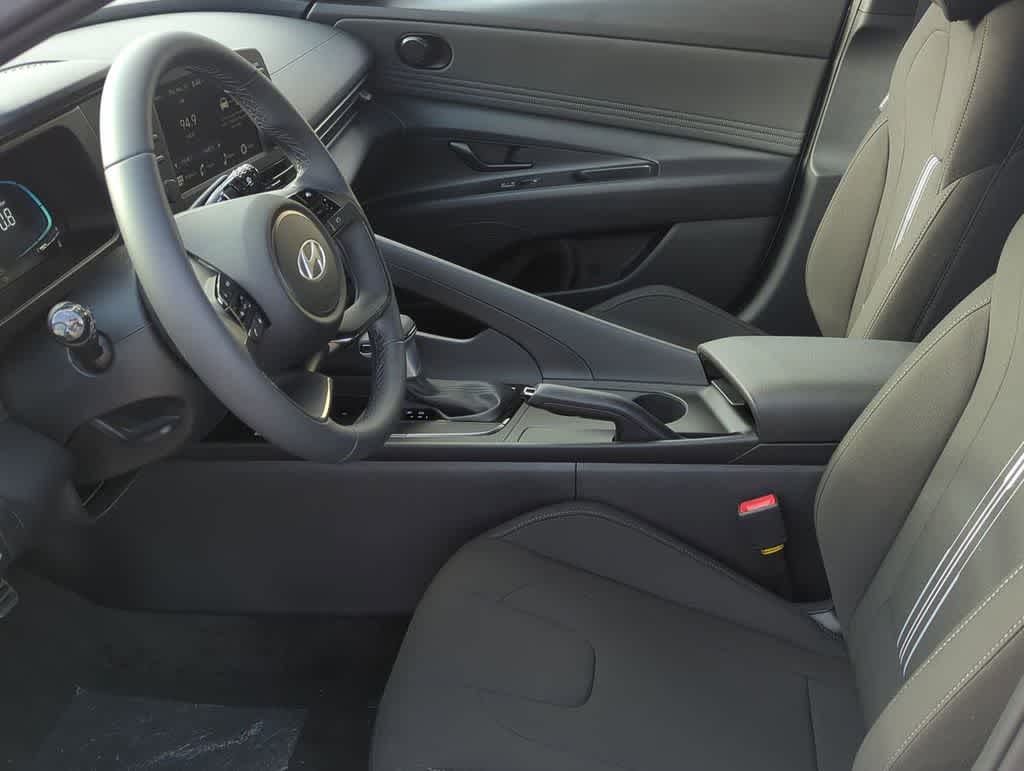 Thumbnail: 2026 Hyundai Elantra - 16