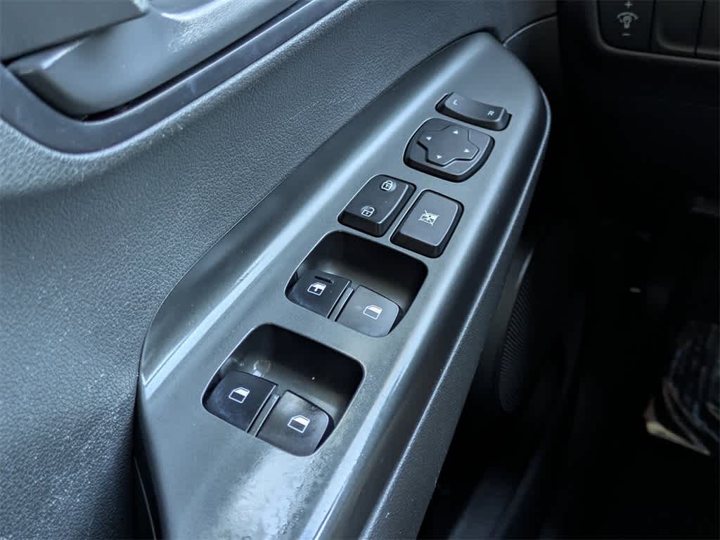 Thumbnail: 2019 Hyundai Kona - 25