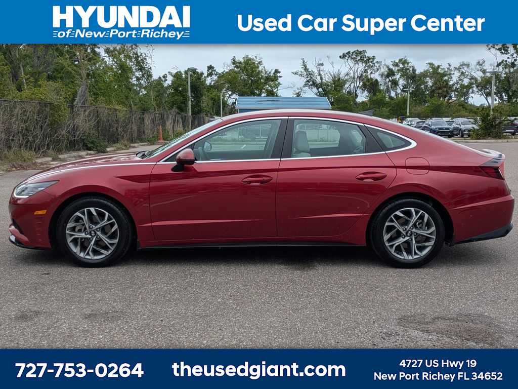 Thumbnail: 2023 Hyundai Sonata - 2