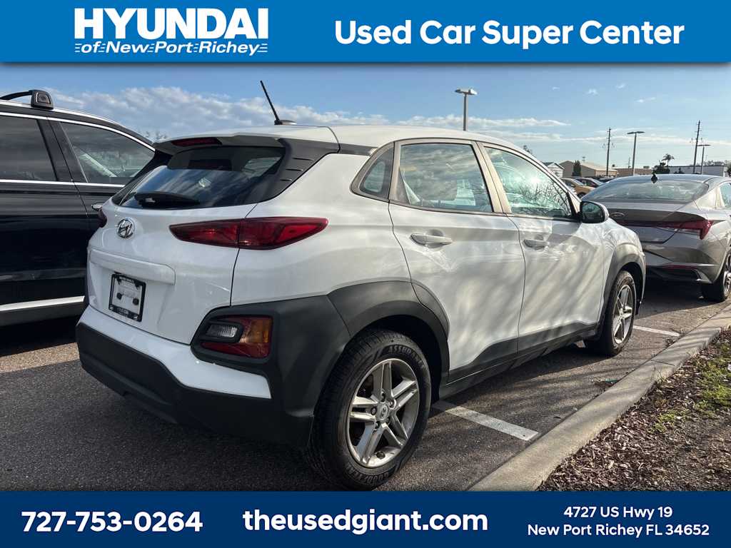 Thumbnail: 2021 Hyundai Kona - 3