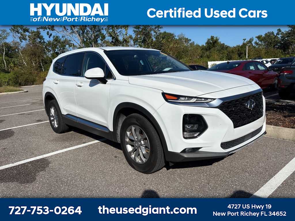 Thumbnail: 2019 Hyundai Santa Fe - 4