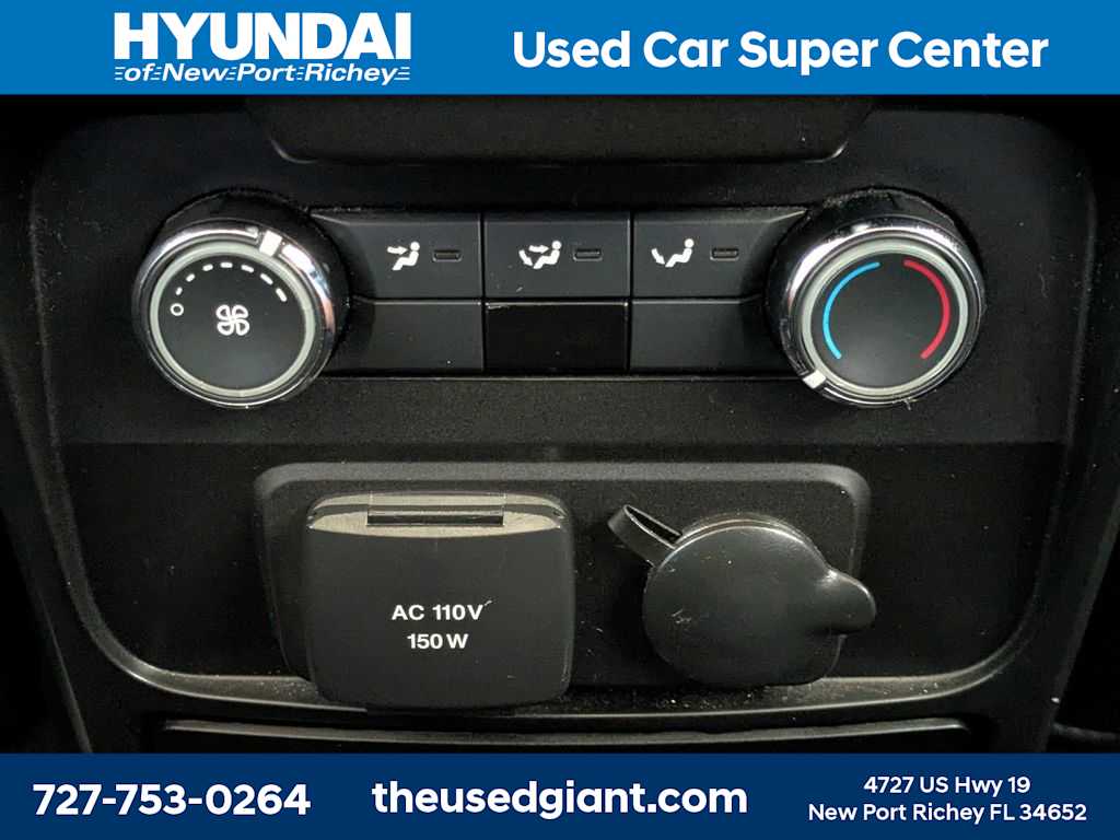 Thumbnail: 2013 Ford Flex - 20