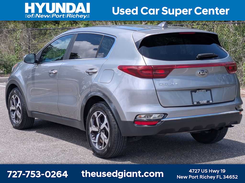 Thumbnail: 2022 Kia Sportage - 3