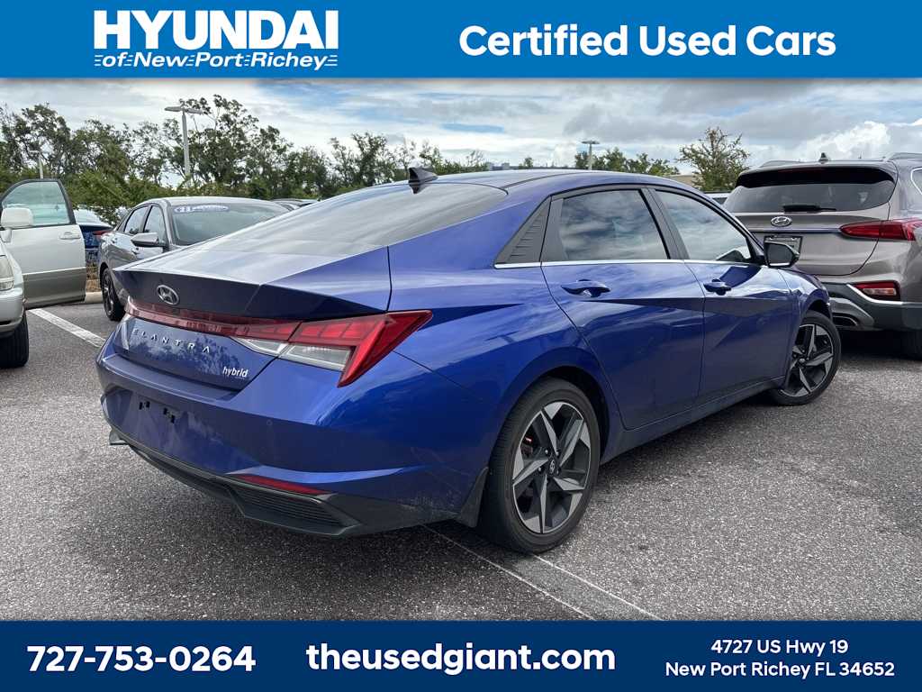 Thumbnail: 2023 Hyundai Elantra - 3