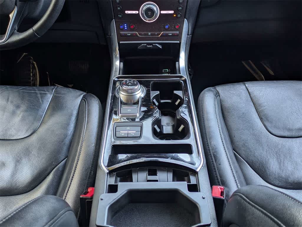 Thumbnail: 2020 Ford Edge - 23