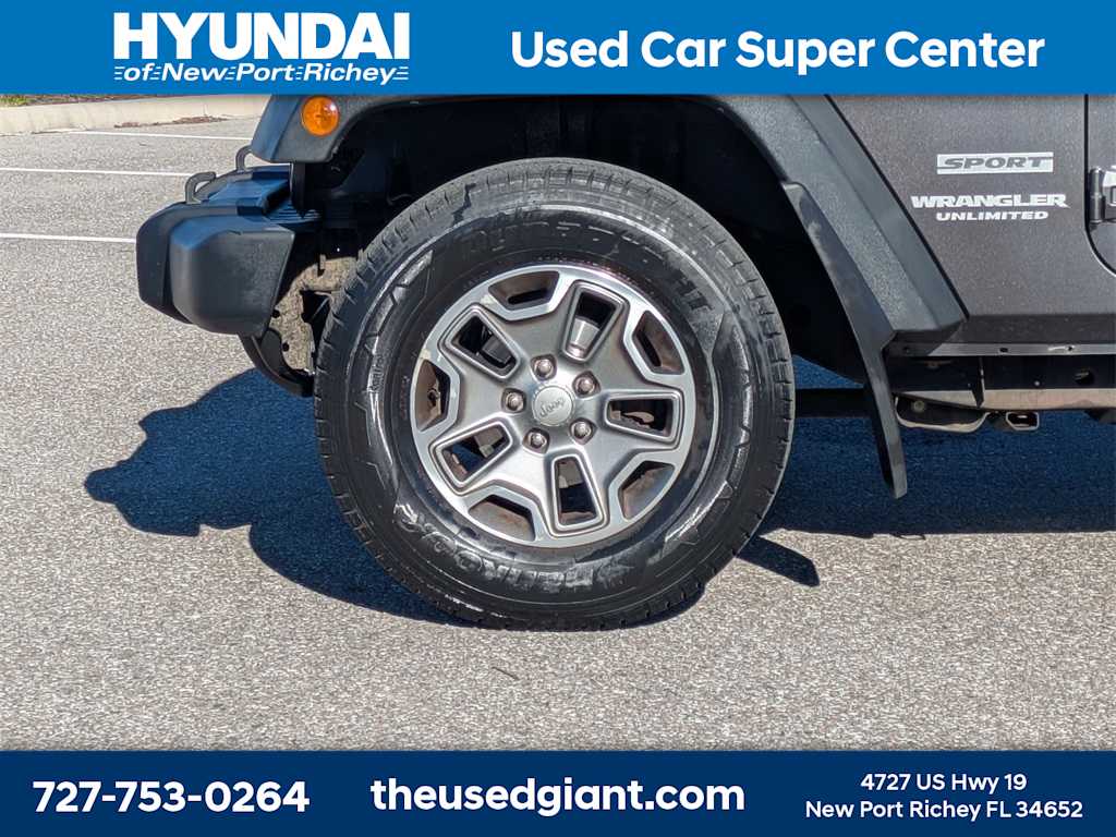 Thumbnail: 2014 Jeep Wrangler - 10