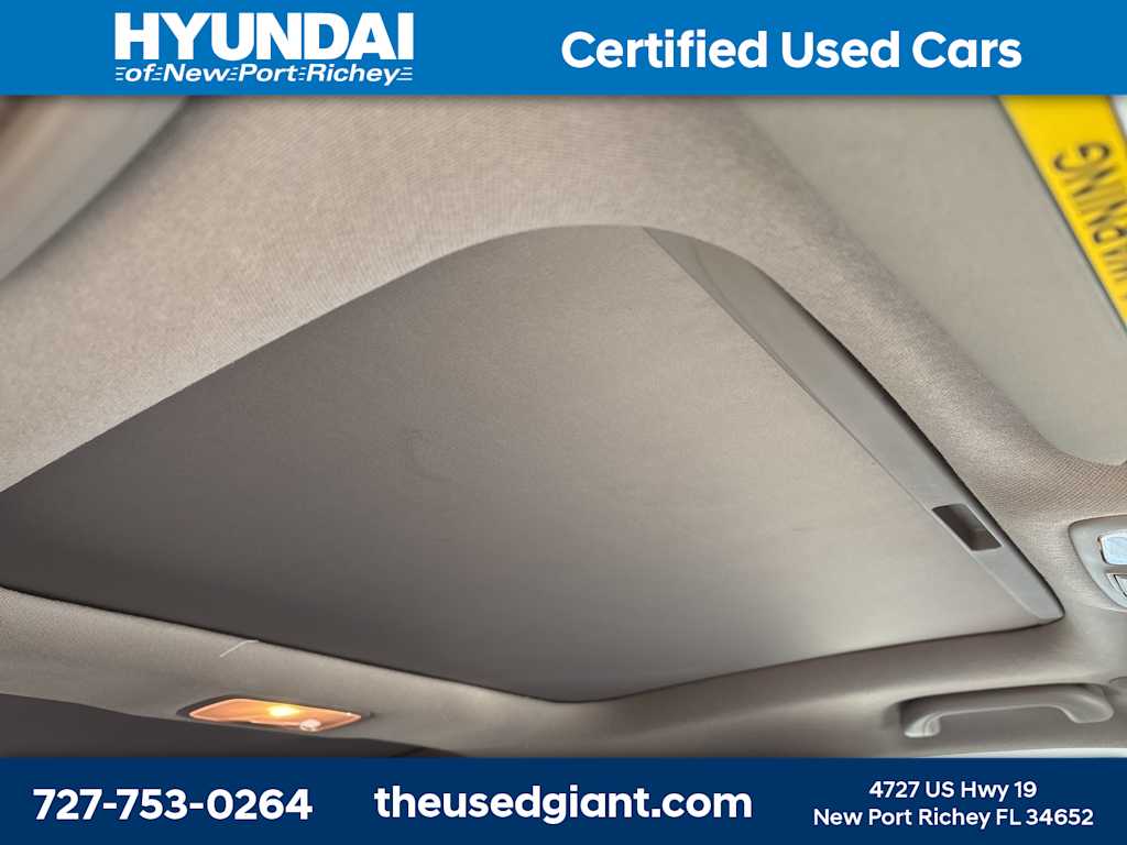 Thumbnail: 2013 Hyundai Tucson - 8