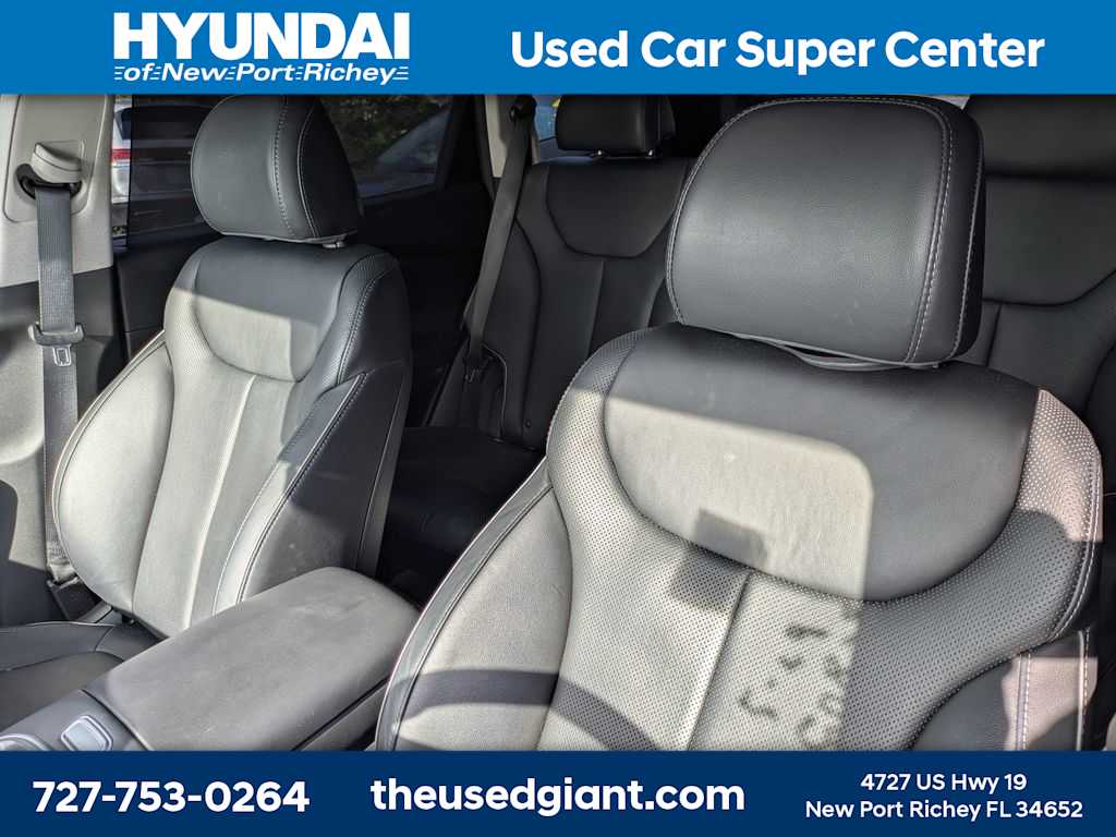 Thumbnail: 2023 Hyundai Santa Fe - 3
