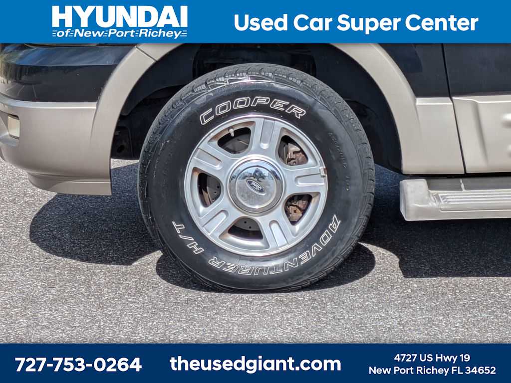 Thumbnail: 2005 Ford Expedition - 10