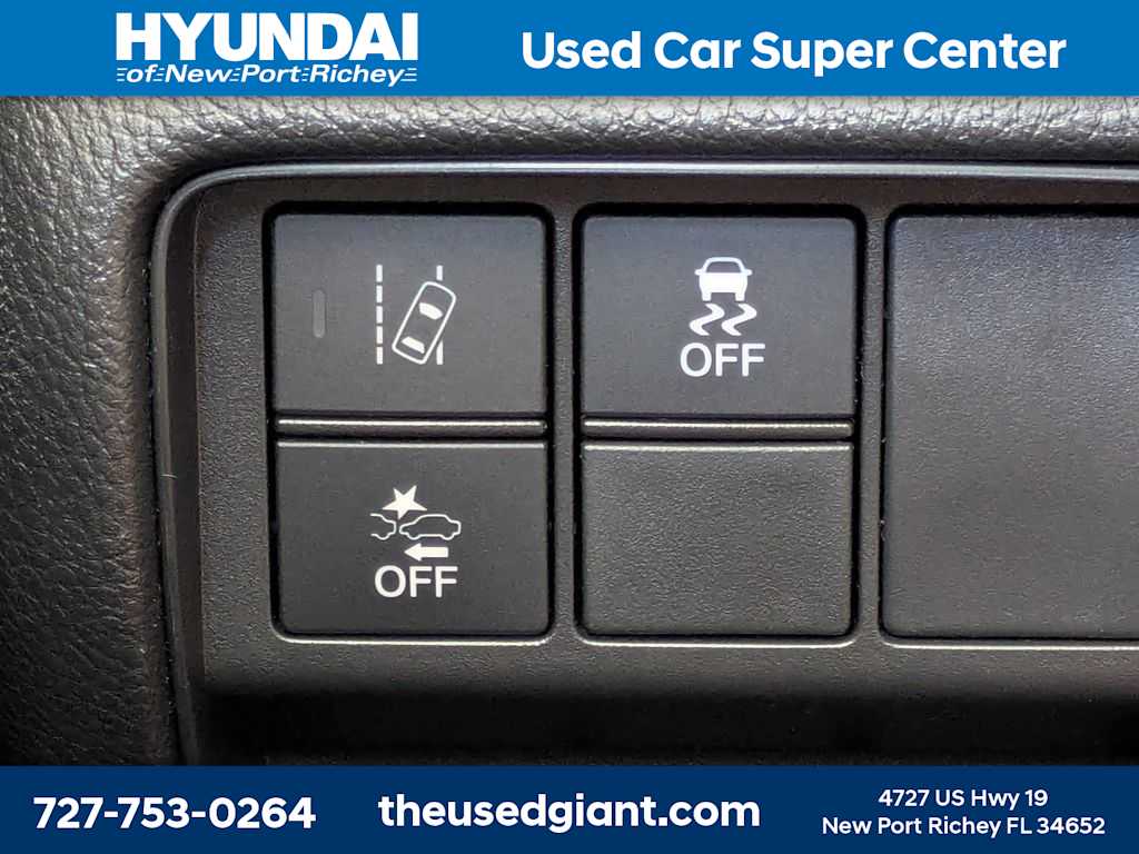 Thumbnail: 2017 Honda CR-V - 30
