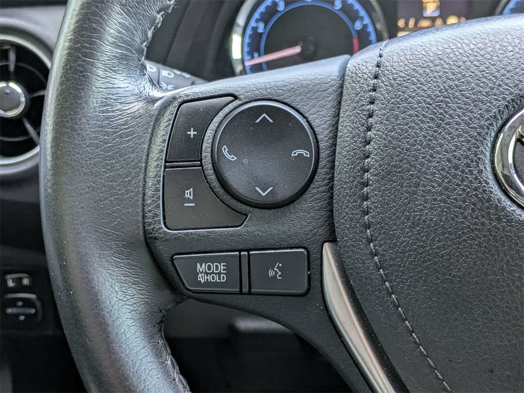 Thumbnail: 2017 Toyota Corolla - 24