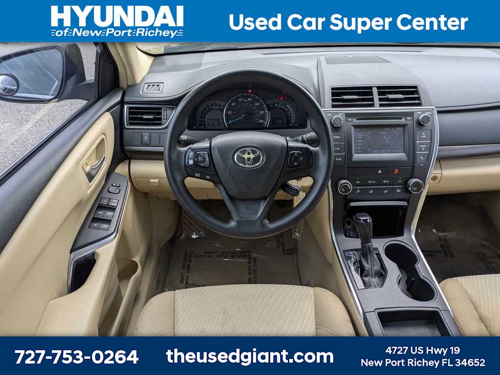 Thumbnail: 2015 Toyota Camry - 16