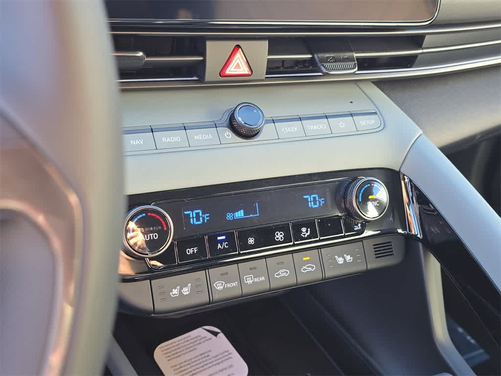 Thumbnail: 2026 Hyundai Elantra - 30