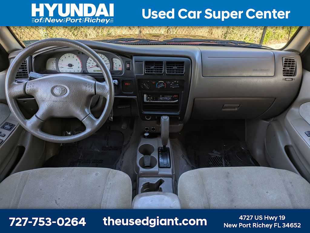 Thumbnail: 2002 Toyota Tacoma - 15