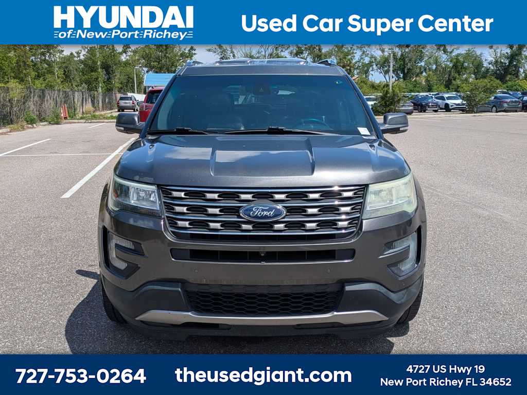 Thumbnail: 2016 Ford Explorer - 8