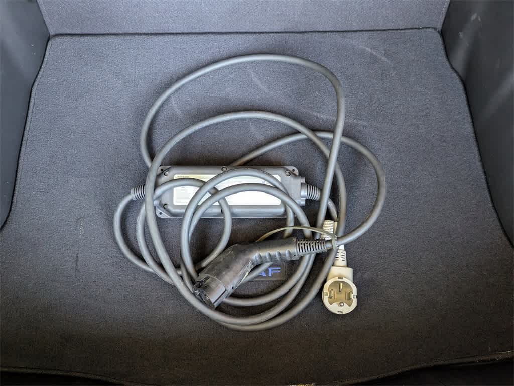 Thumbnail: 2018 Nissan Leaf - 13