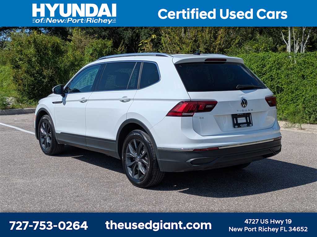 Thumbnail: 2024 Volkswagen Tiguan - 3
