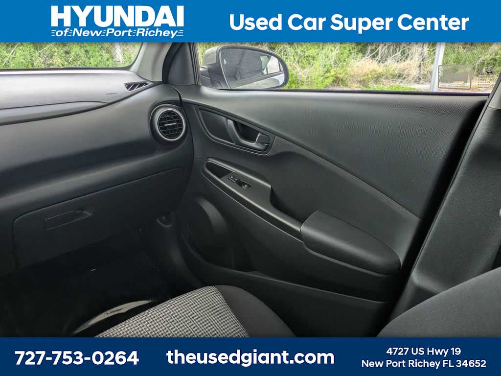 Thumbnail: 2021 Hyundai Kona - 17