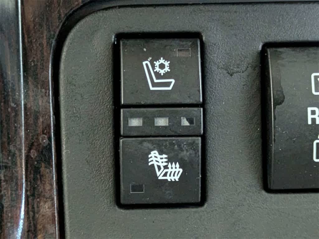 Thumbnail: 2017 Chevrolet Traverse - 31