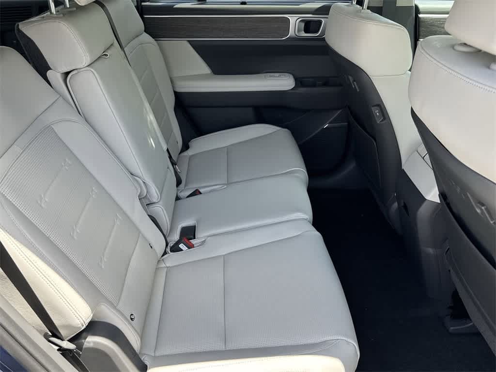 Thumbnail: 2025 Hyundai Santa Fe - 21