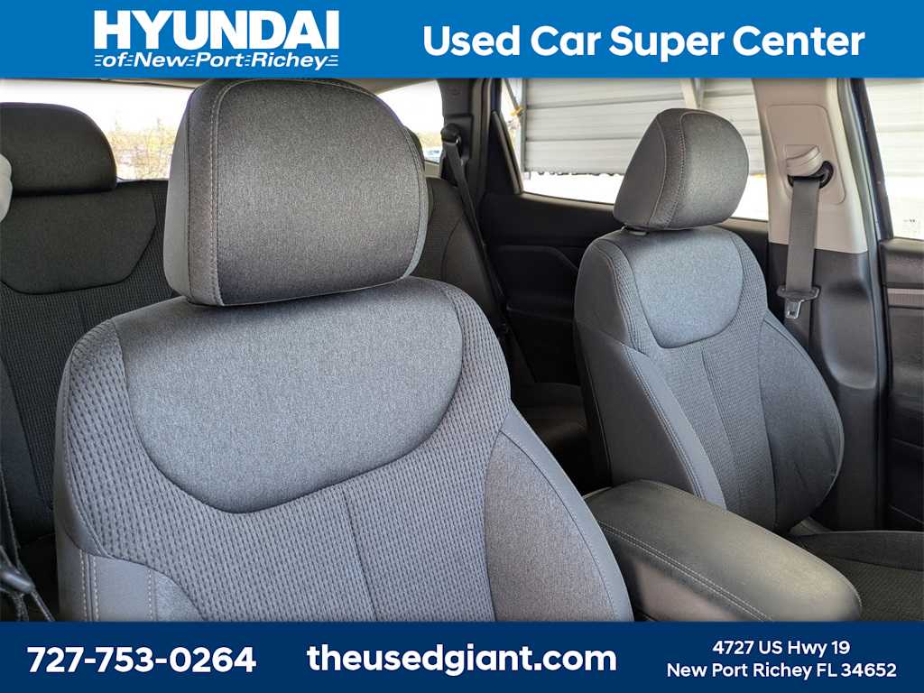 Thumbnail: 2020 Hyundai Santa Fe - 6