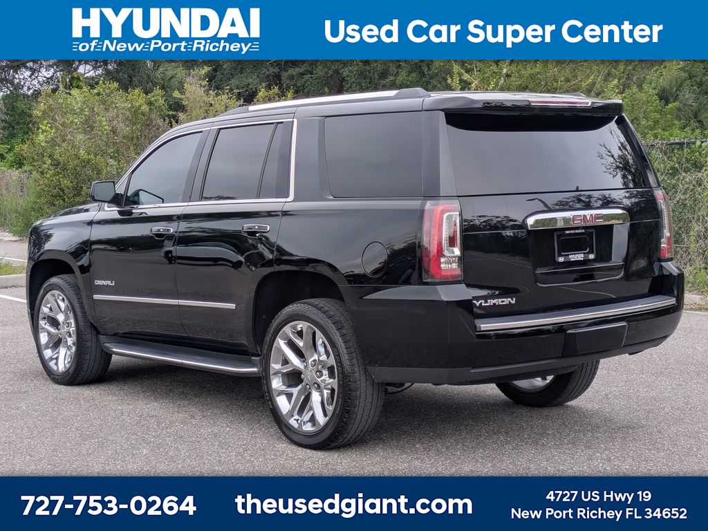 Thumbnail: 2019 GMC Yukon - 3
