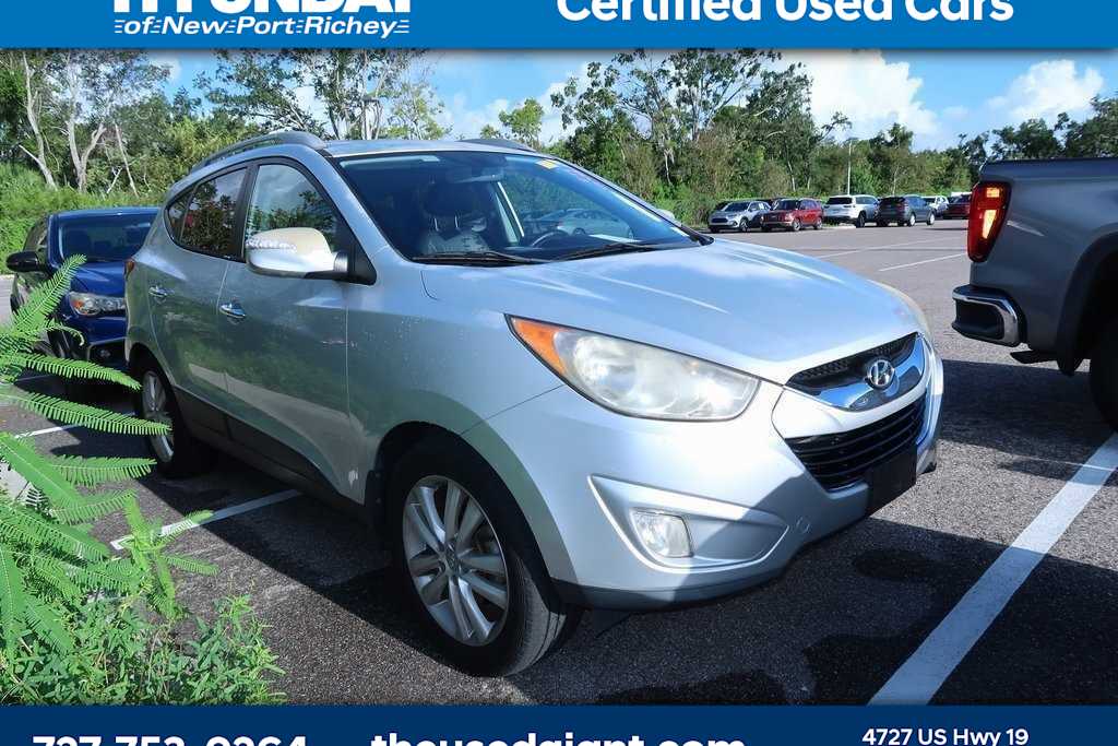 Thumbnail: 2011 Hyundai Tucson - 4