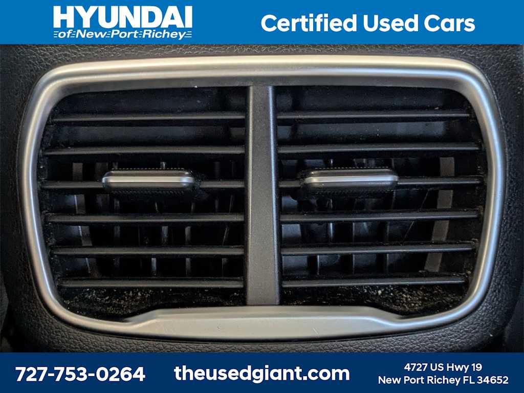 Thumbnail: 2019 Hyundai Santa Fe - 15