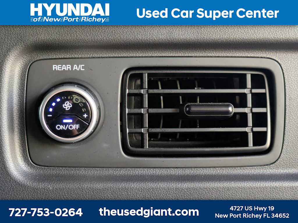 Thumbnail: 2024 Hyundai Santa Fe - 18