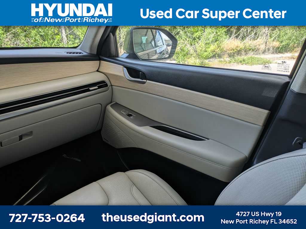 Thumbnail: 2023 Hyundai Palisade - 24