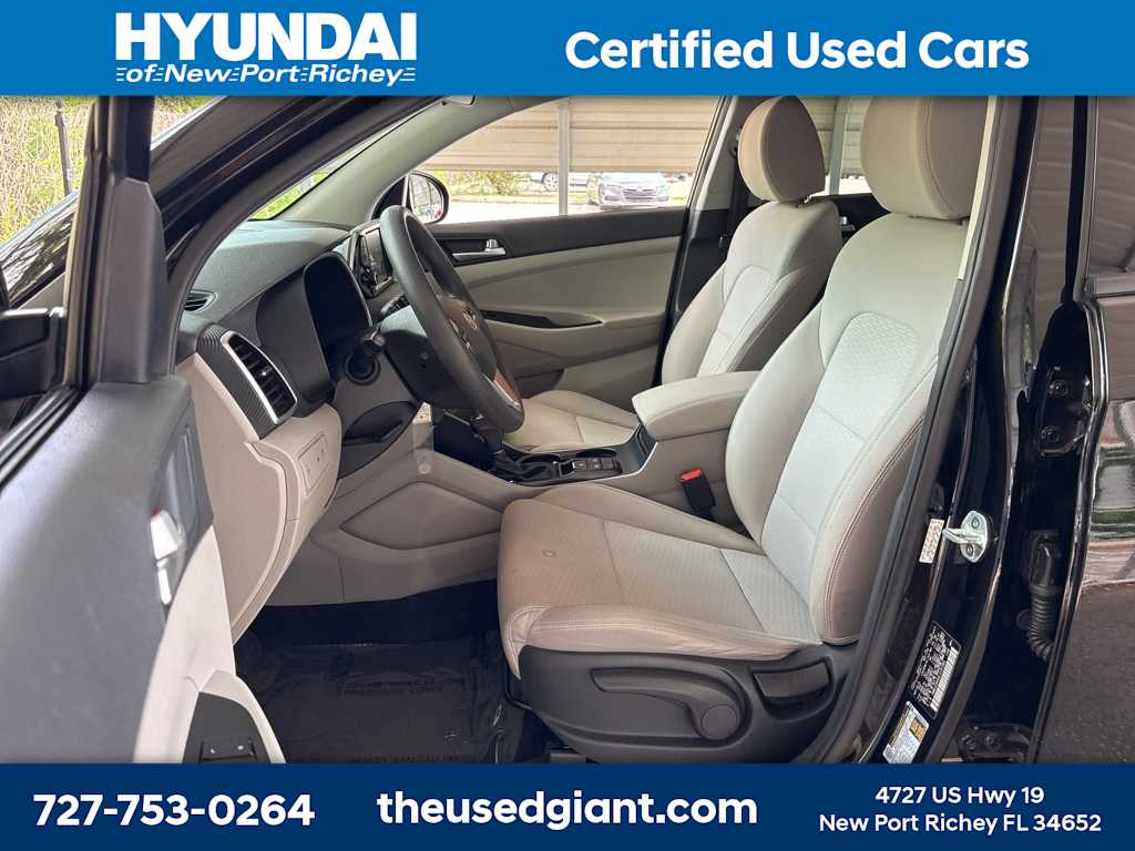2020 Hyundai Tucson SE 19