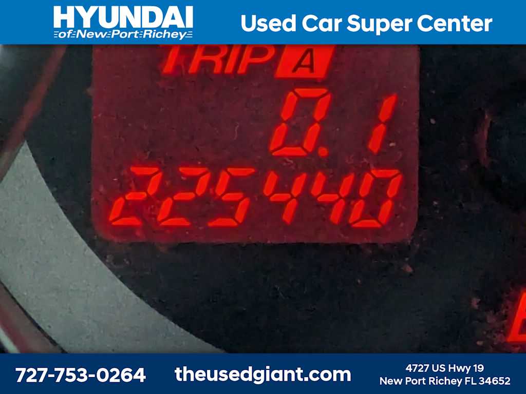 Thumbnail: 2005 Mazda Mazda3 - 30