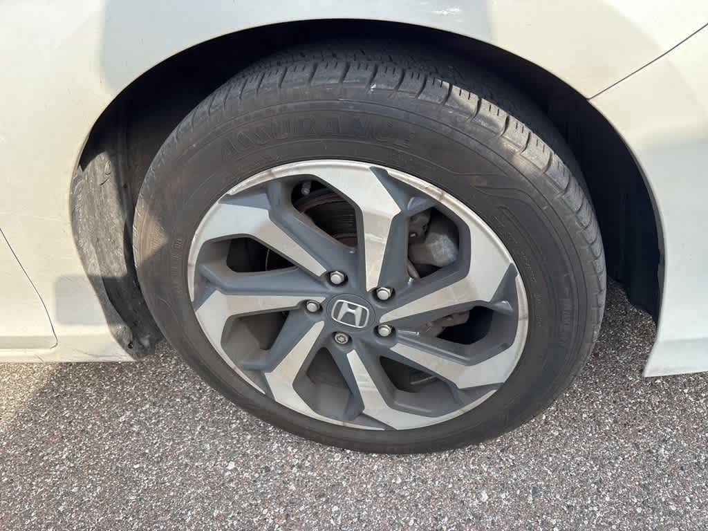 Thumbnail: 2016 Honda Accord - 6