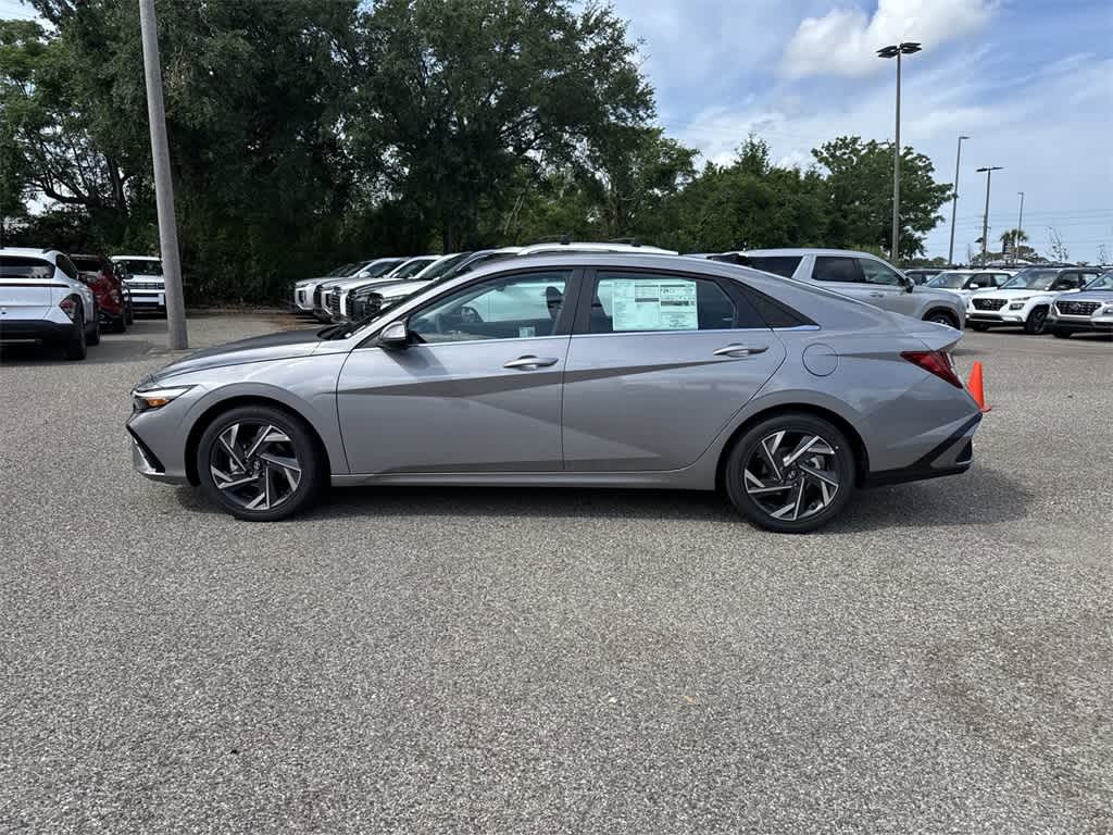 Thumbnail: 2025 Hyundai Elantra - 2