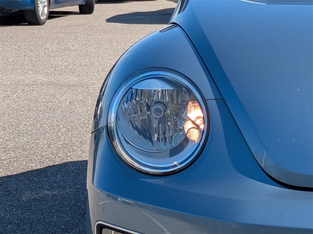 Thumbnail: 2019 Volkswagen Beetle - 9