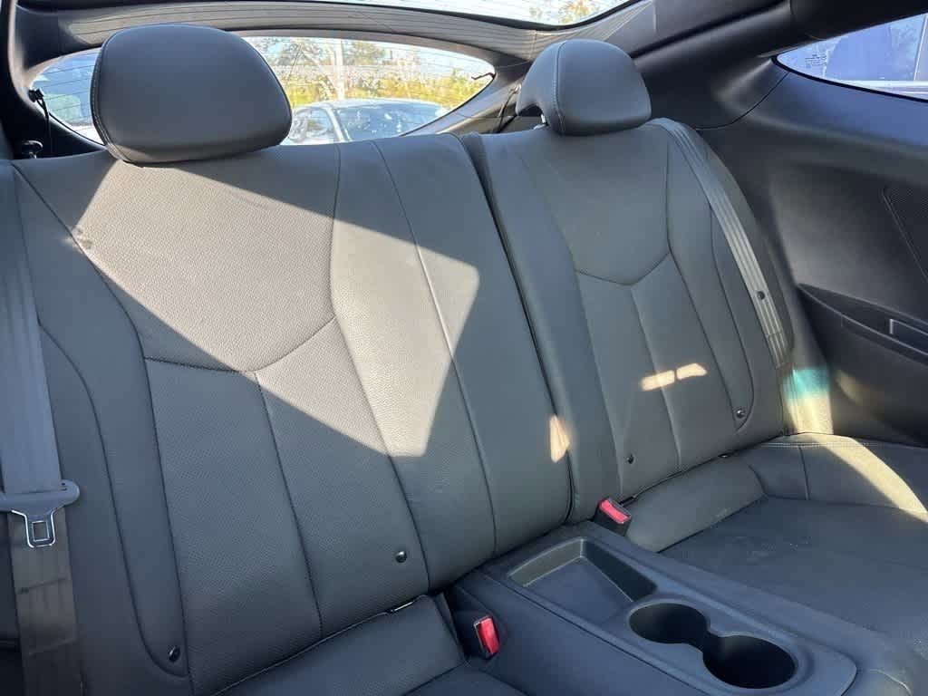 Thumbnail: 2016 Hyundai Veloster - 9