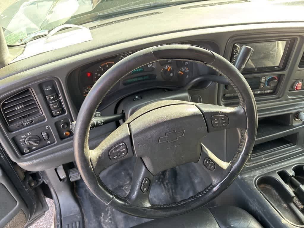 Thumbnail: 2003 Chevrolet Silverado 2500 - 11