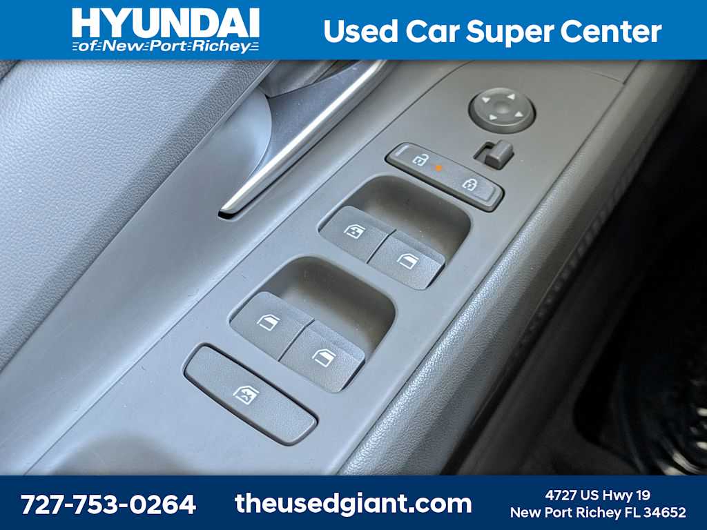 Thumbnail: 2025 Hyundai Elantra - 27