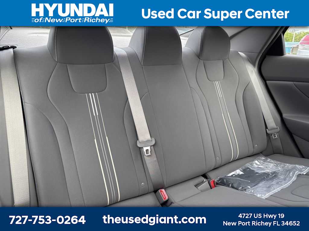 Thumbnail: 2023 Hyundai Elantra - 8