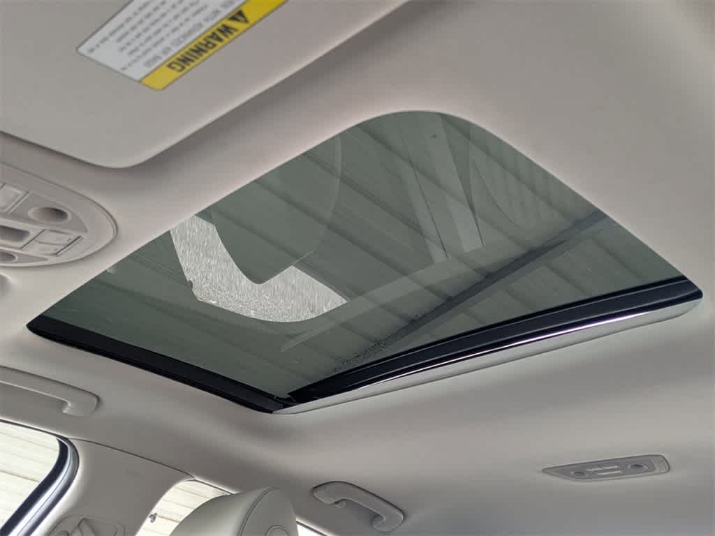 Thumbnail: 2020 Genesis G70 - 24